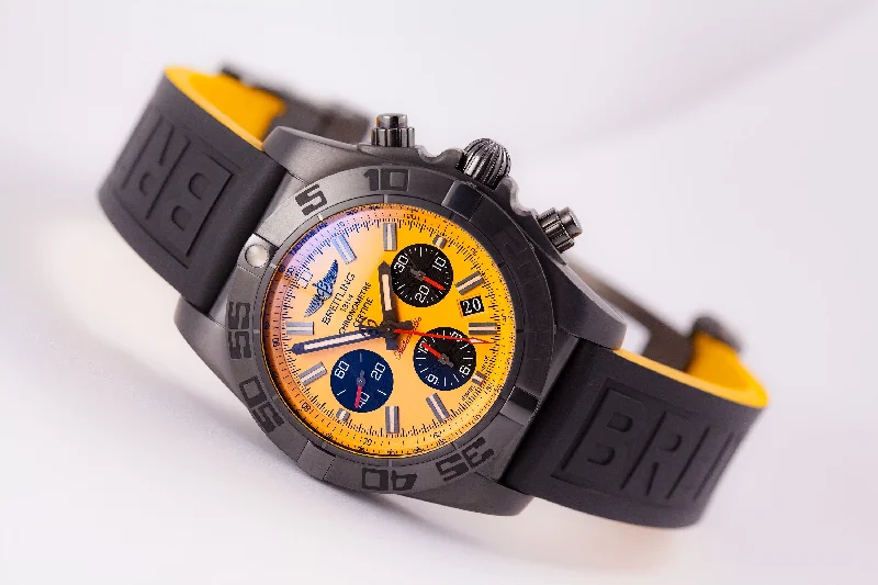 Breitling Chronomat 44 Blacksteel (Yellow)