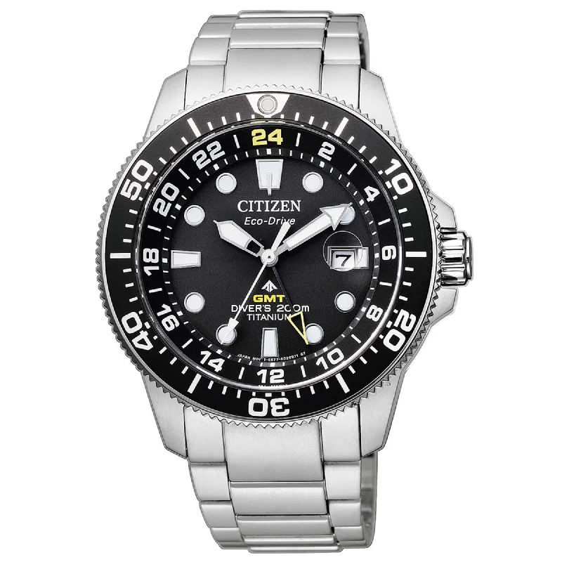 Citizen Diver's Eco Drive GMT Super Titanio