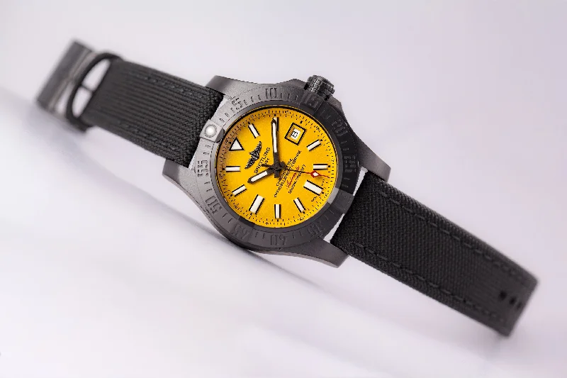 Breitling Avenger II Seawolf Blacksteel Limited Edition Yellow